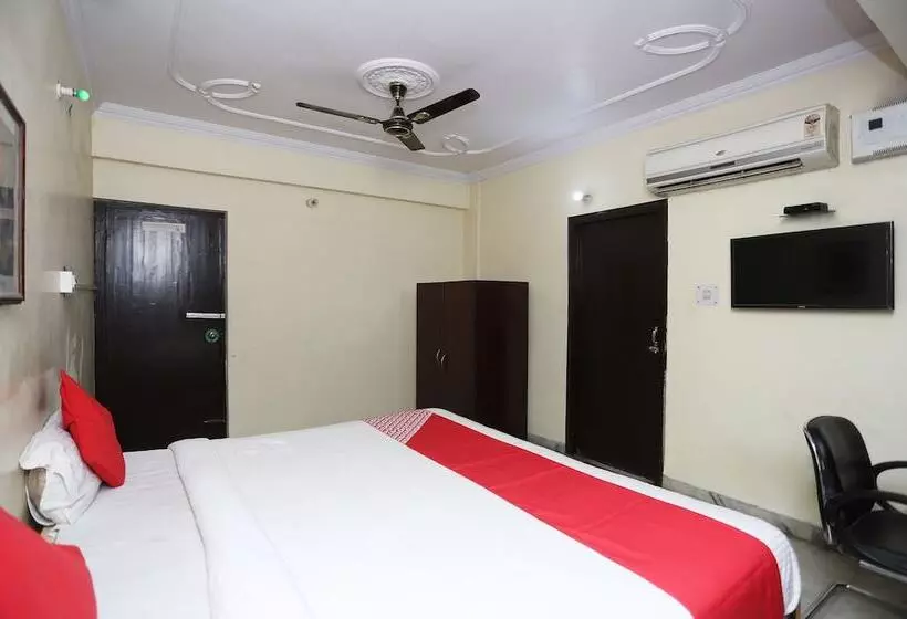 هتل Oyo 2034 Vidyapati Cottage