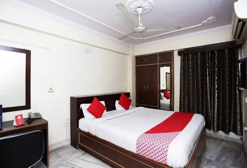 هتل Oyo 2034 Vidyapati Cottage