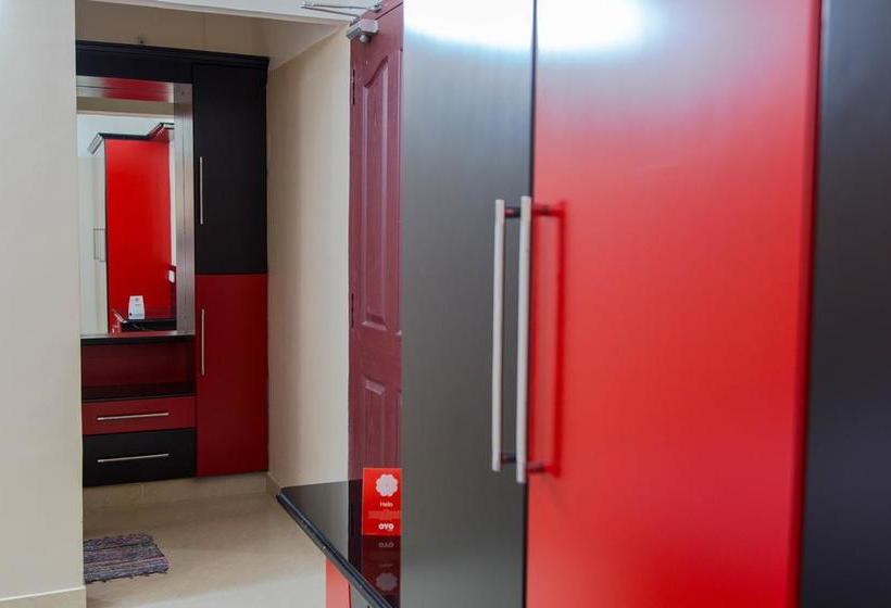 호텔 Oyo 5805 Uthradam Towers