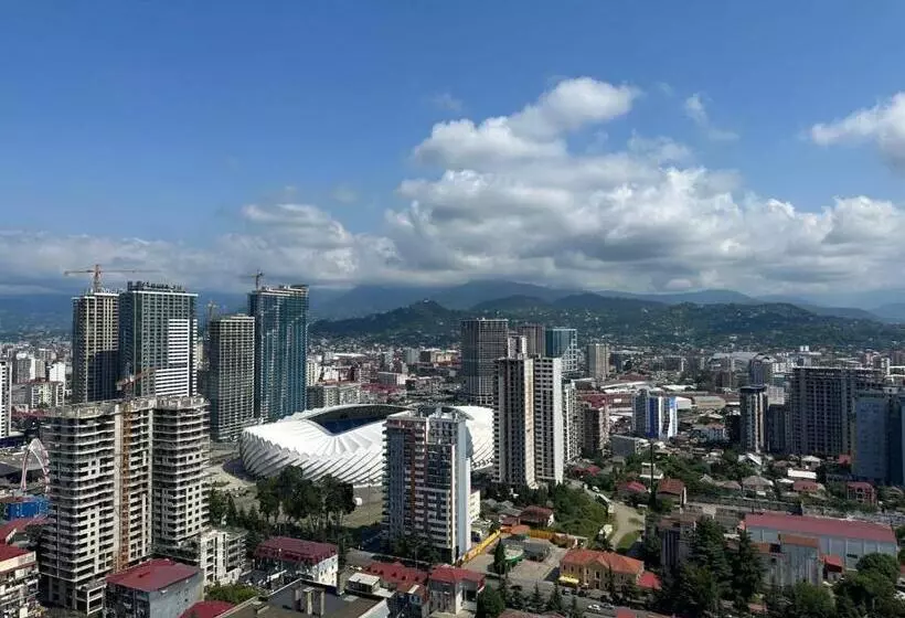 هتل Pirosmani Mini