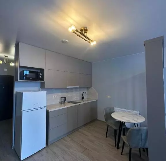 هتل Pirosmani Mini