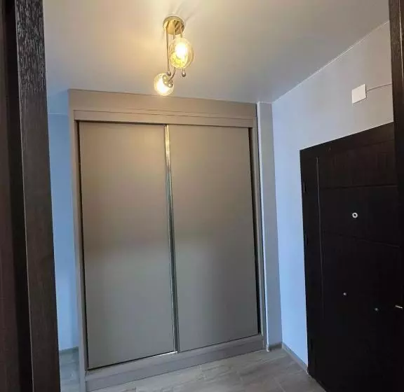 هتل Pirosmani Mini