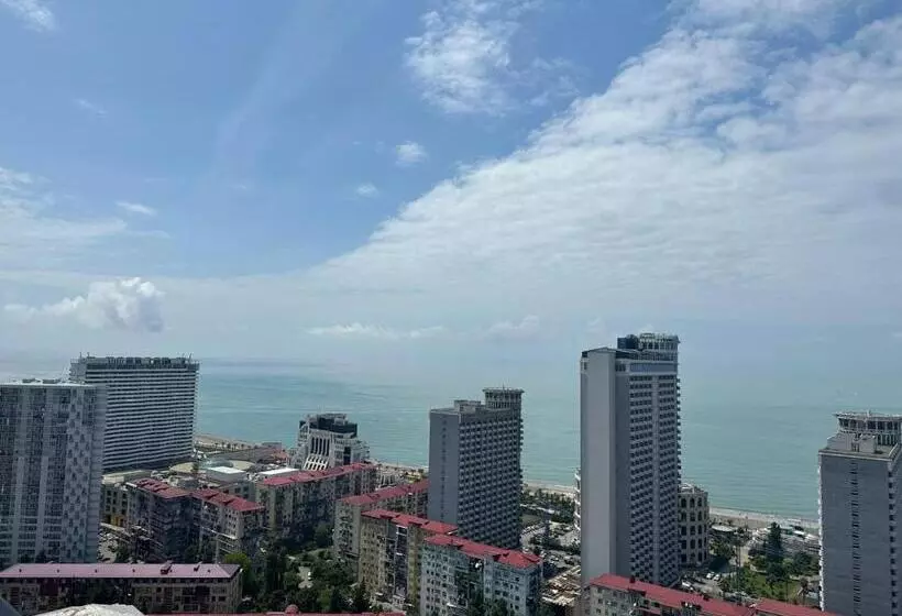 هتل Pirosmani Mini