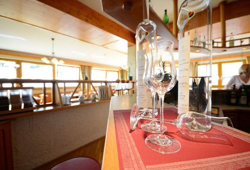 호텔 Tauernglöckl