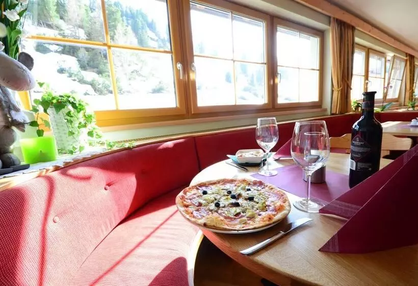 ホテル Tauernglöckl