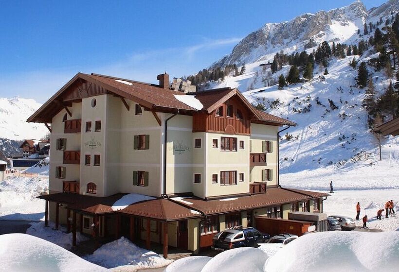 호텔 Tauernglöckl