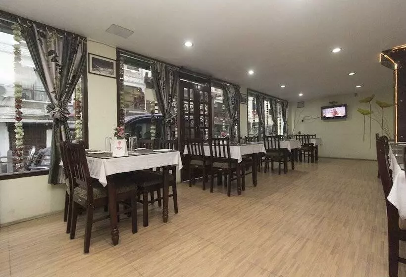 Oyo 7431 Hotel Tushita