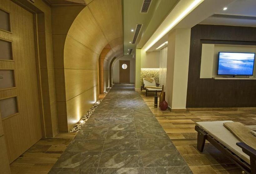 استراحتگاه Rivoli Suites