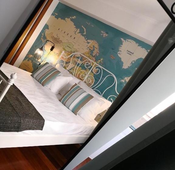 Travellers Pearl By Storytellers