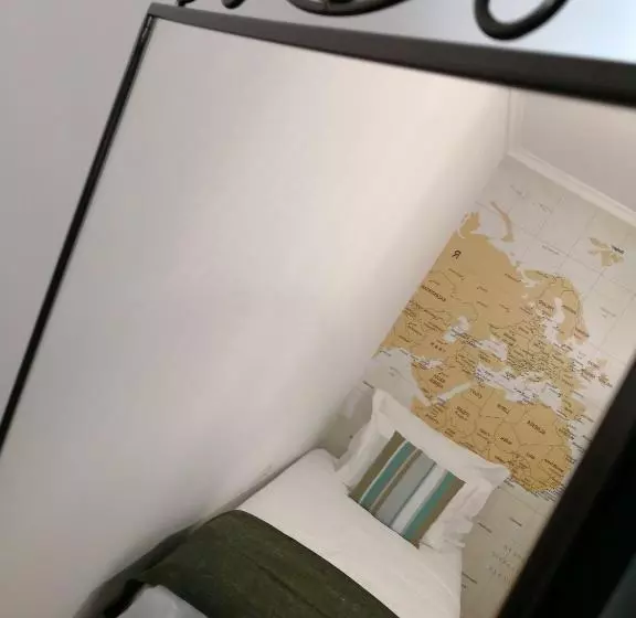 Travellers Pearl By Storytellers