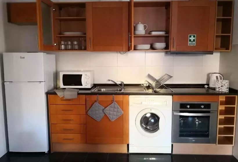 Travellers Pearl By Storytellers