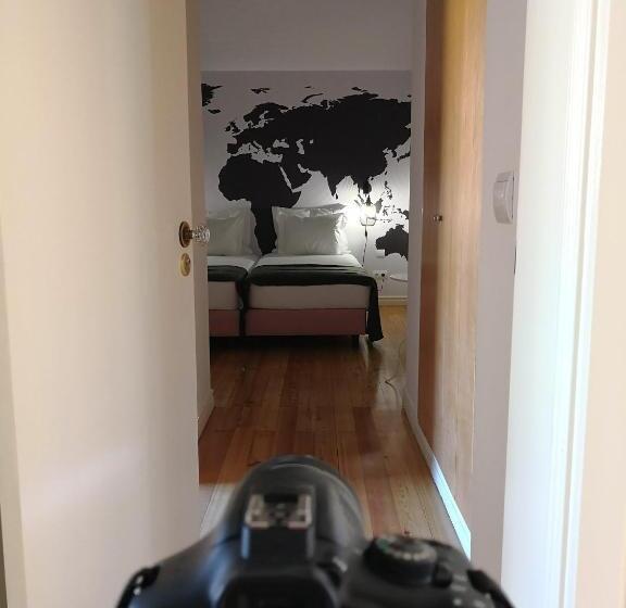 Travellers Pearl By Storytellers