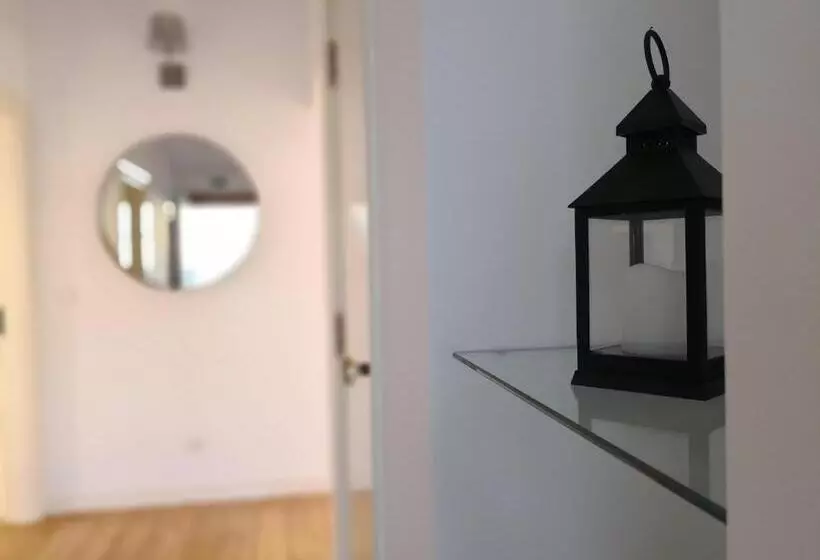 Travellers Pearl By Storytellers