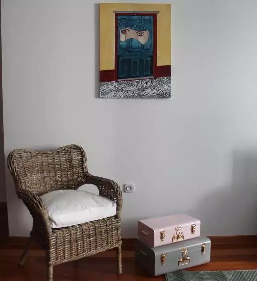 Travellers Pearl By Storytellers