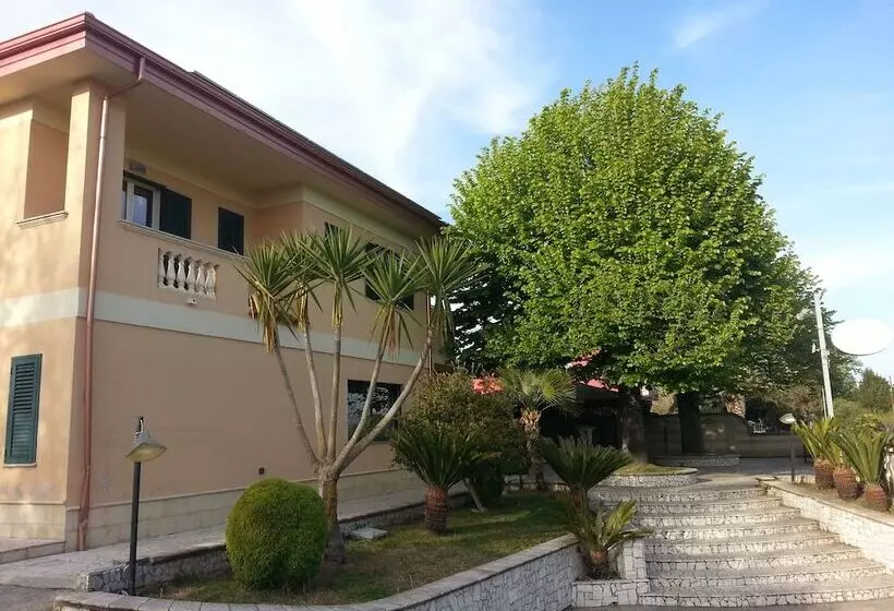 Aamiaismajoitus (B&B) Residence Il Tiglio