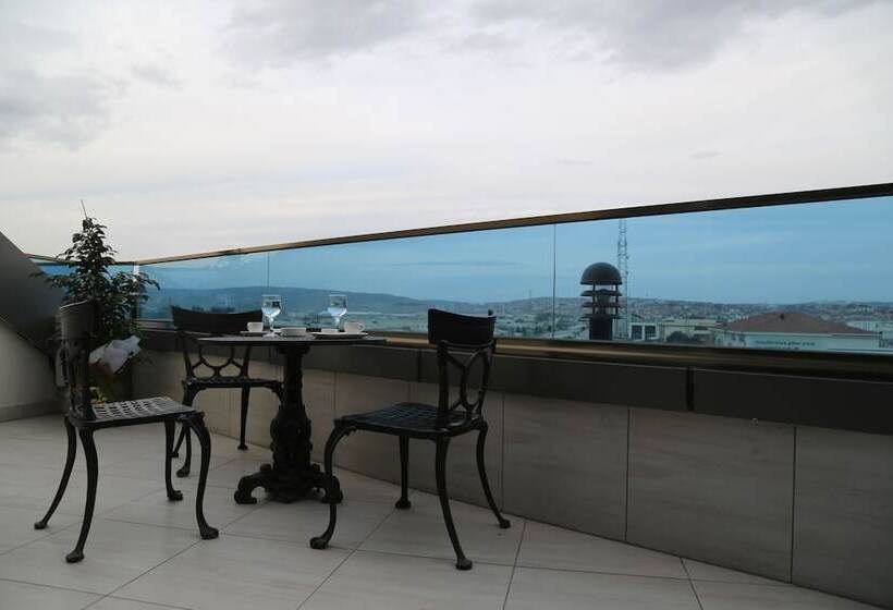 בית מלון כפרי City Inegol