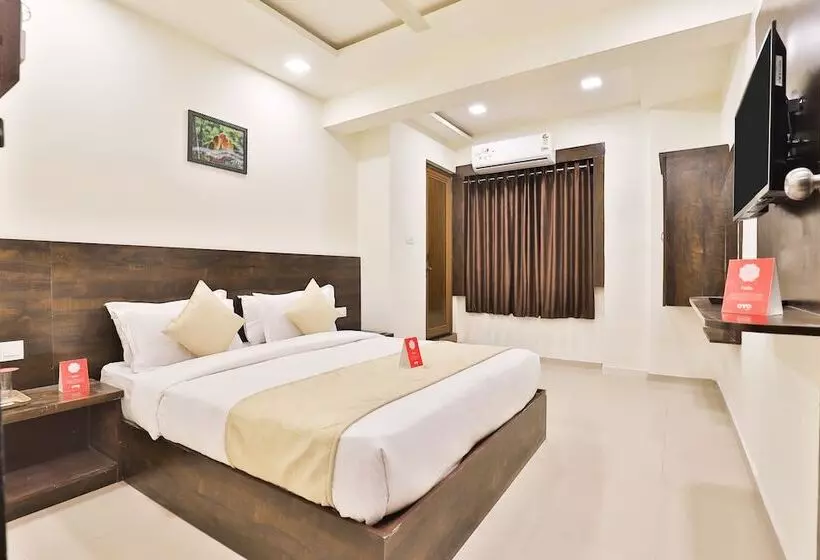 ホテル Kajri Residency
