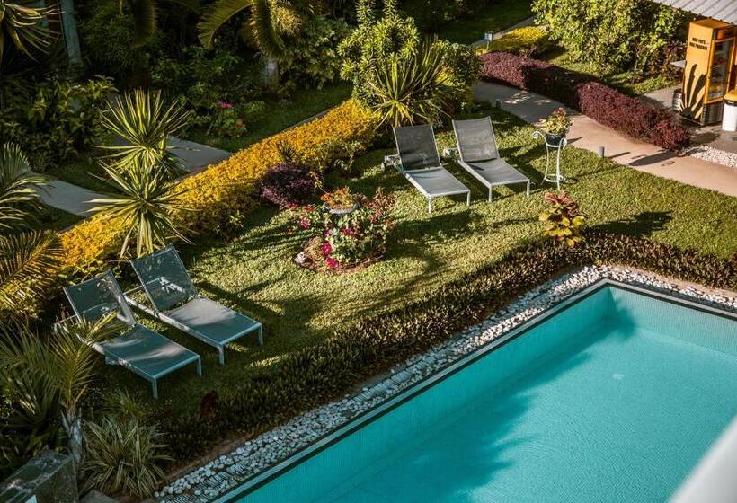 هتل La Mariposa Mauritius