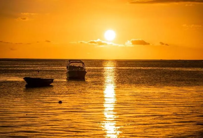 هتل La Mariposa Mauritius