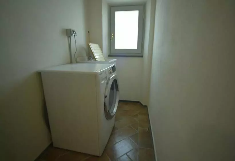 Hotelli Locanda La Bottega Del Parco