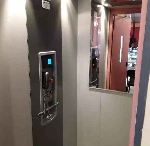 Hotelli Locanda La Bottega Del Parco