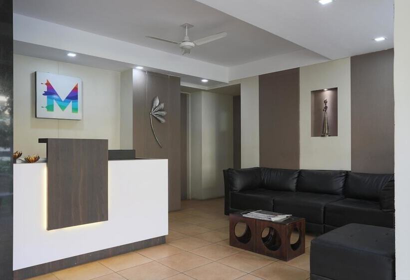 هتل Mint Highstreet