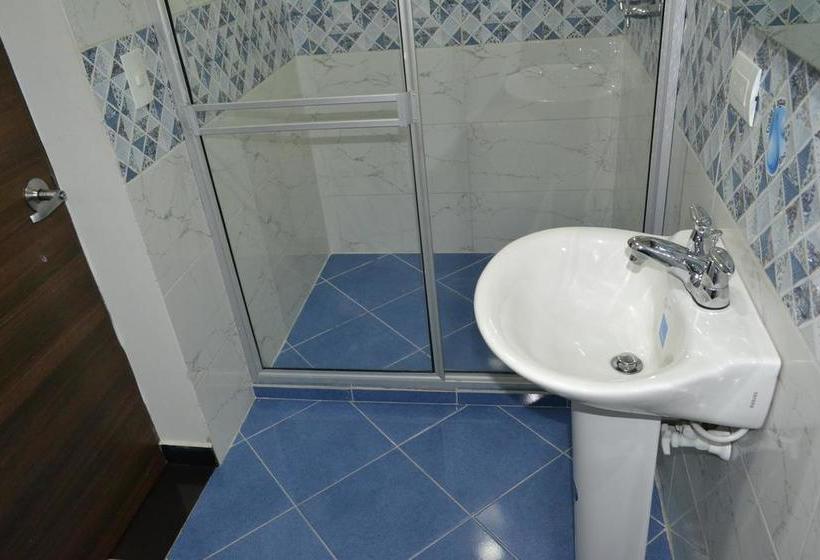 هتل Punto Dos Suites