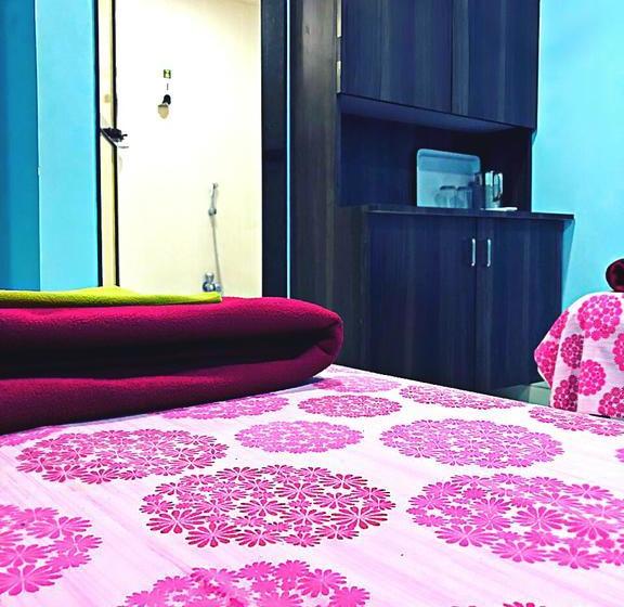 Hotel Spot On 41424  Sunny