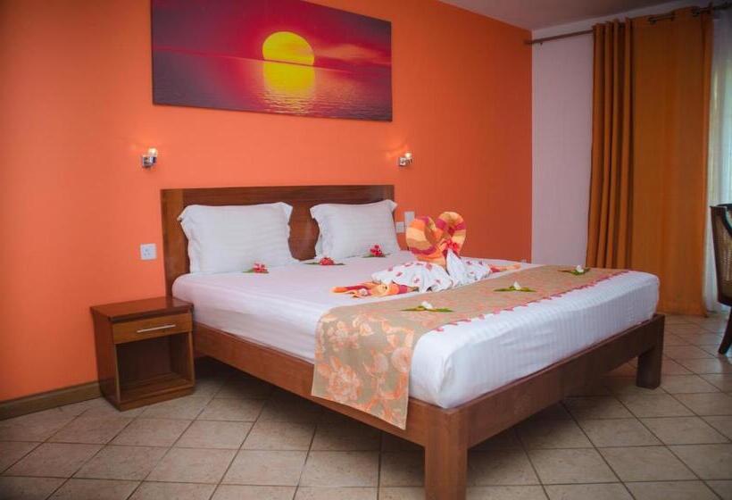 Hotell Sunset Reef Resort & Spa