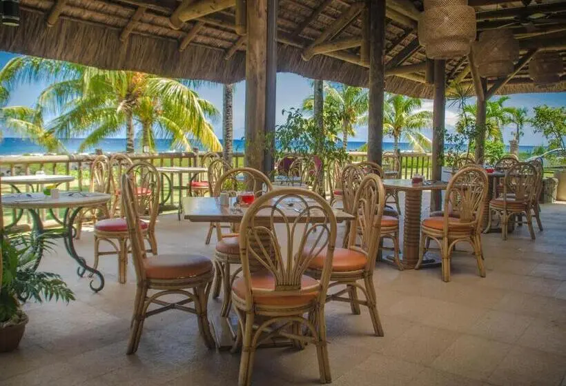 هتل Sunset Reef Resort & Spa