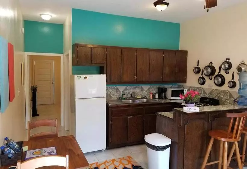 Hotelli Belize Tropical Dream Villas