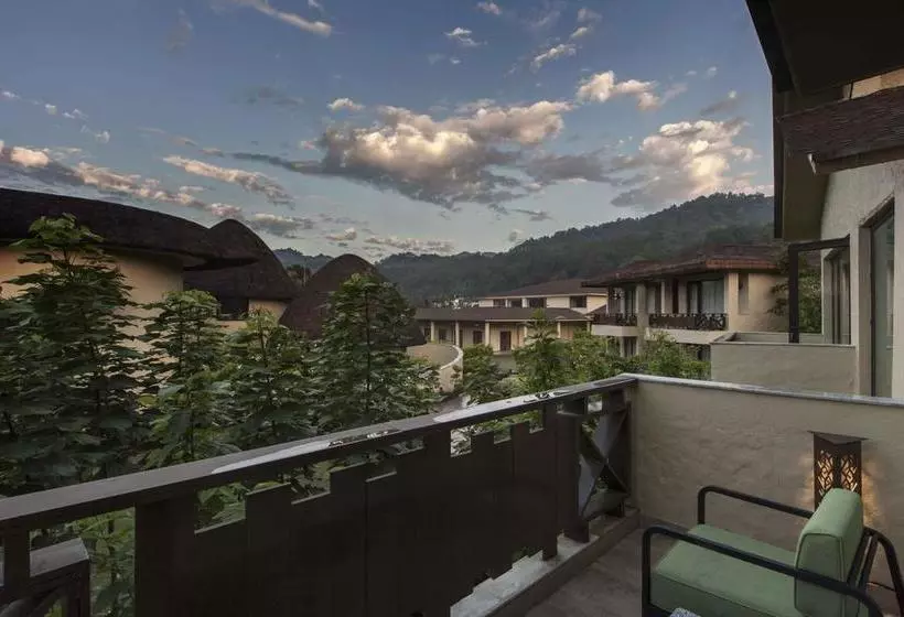リゾートホテル Lemon Tree Premier, Corbett