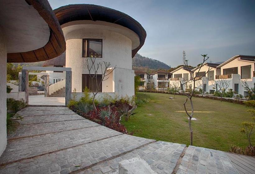 Курорт Lemon Tree Premier, Corbett