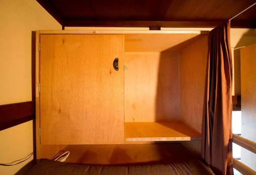 Roku Hostel Hiroshima