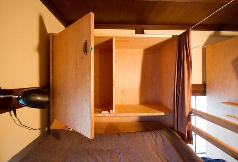 Roku Hostel Hiroshima