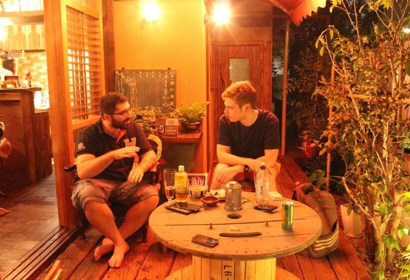 Roku Hostel Hiroshima