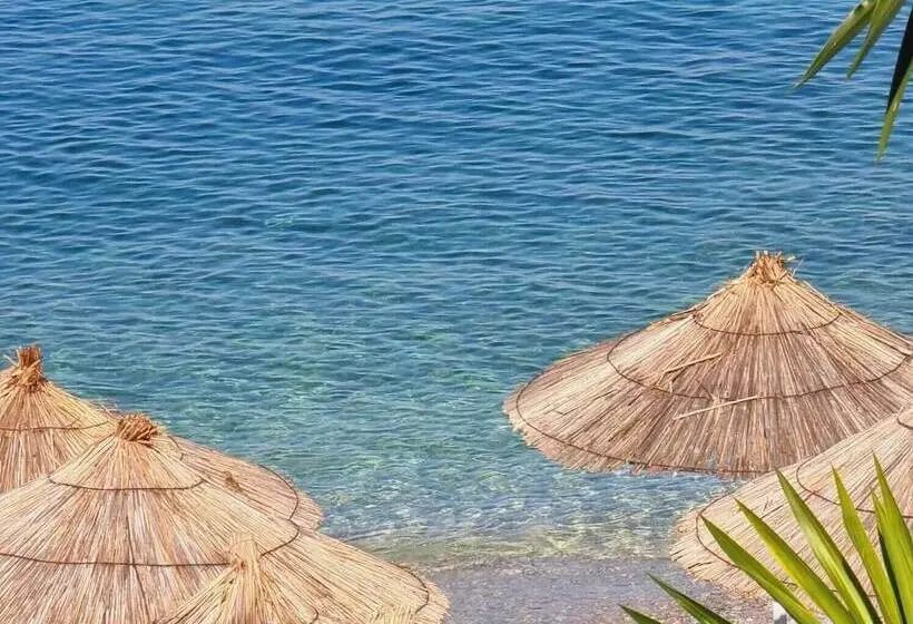 Hotel Mercury Saranda