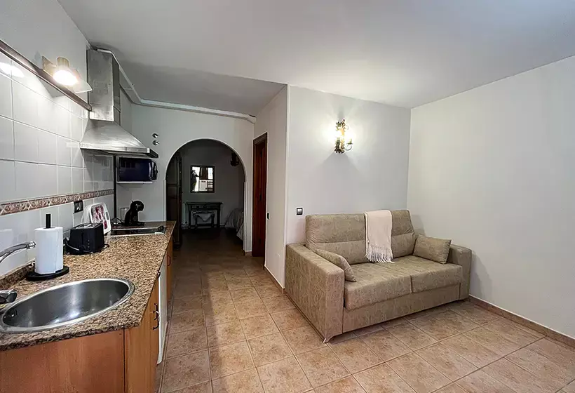 Apartamentos Santillana Mijares 3000