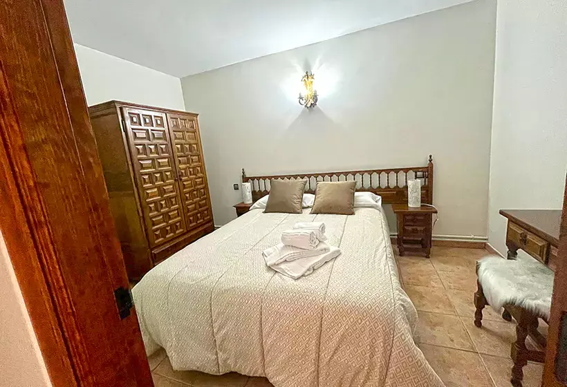 Apartamentos Santillana Mijares 3000