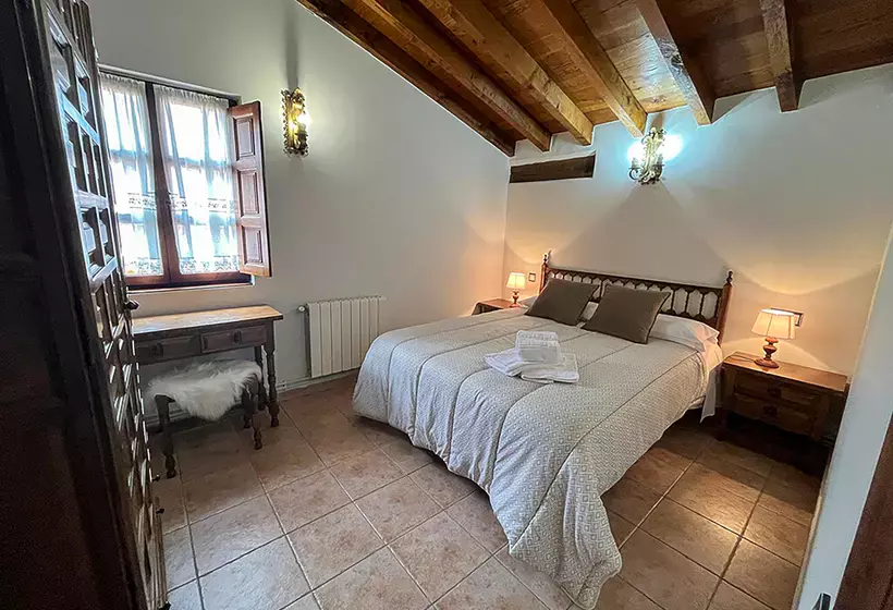 Apartamentos Santillana Mijares 3000