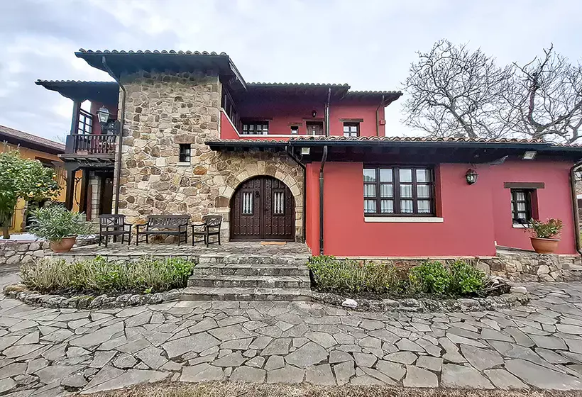 Apartamentos Santillana Mijares 3000