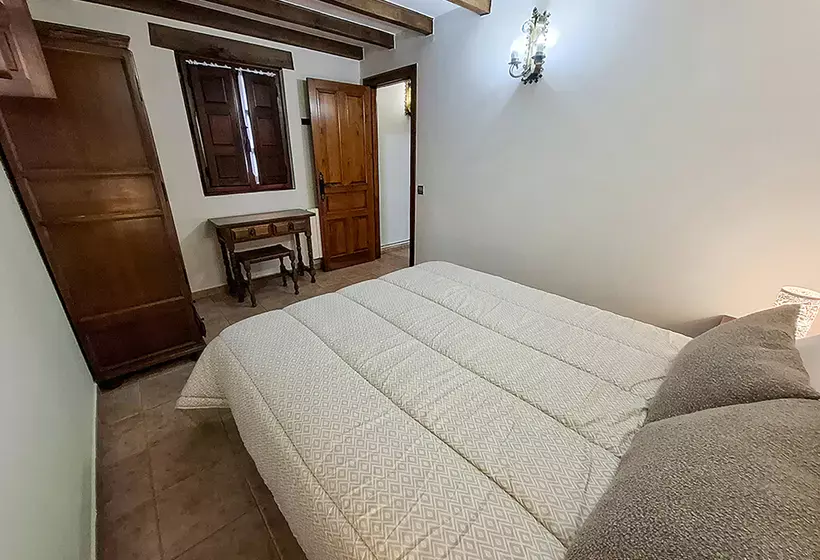 Apartamentos Santillana Mijares 3000