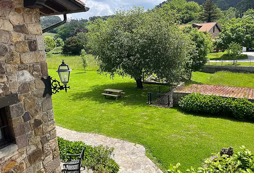 Apartamentos Santillana Mijares 3000