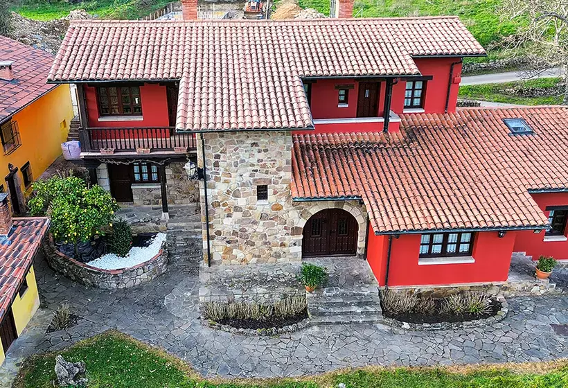 Apartamentos Santillana Mijares 3000