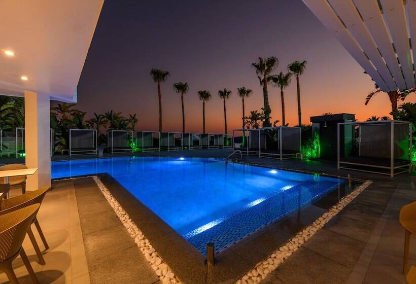 בית מלון כפרי Tasia Maris Sands - Adults Only