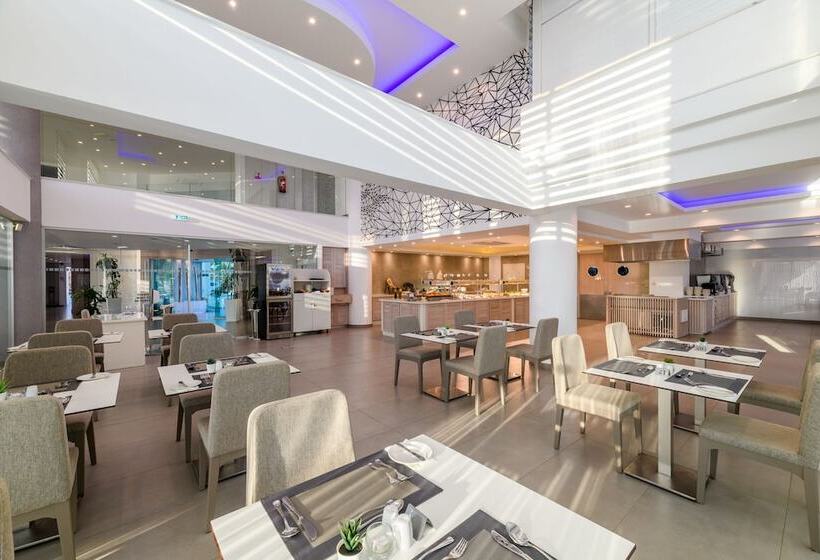 בית מלון כפרי Tasia Maris Sands - Adults Only