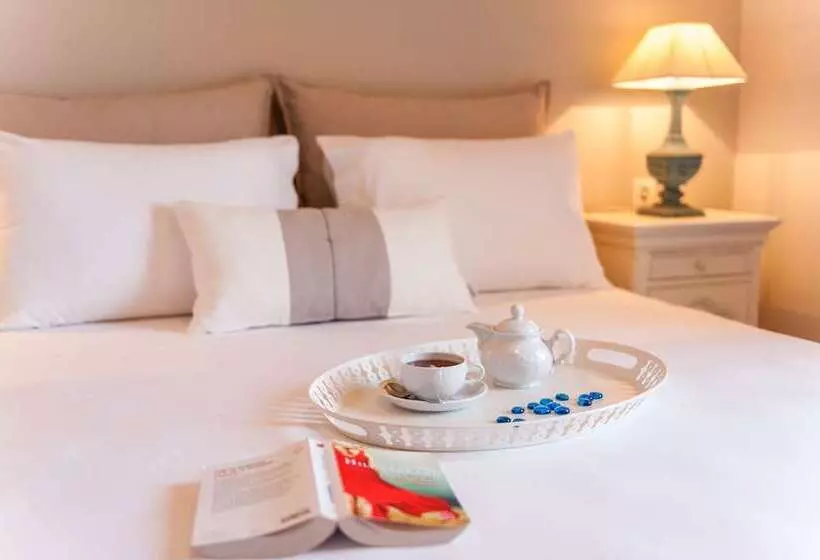 Hotelli Anna Platanou