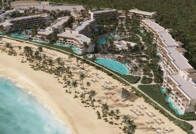 Secrets Playa Esmeralda Resort & Spa