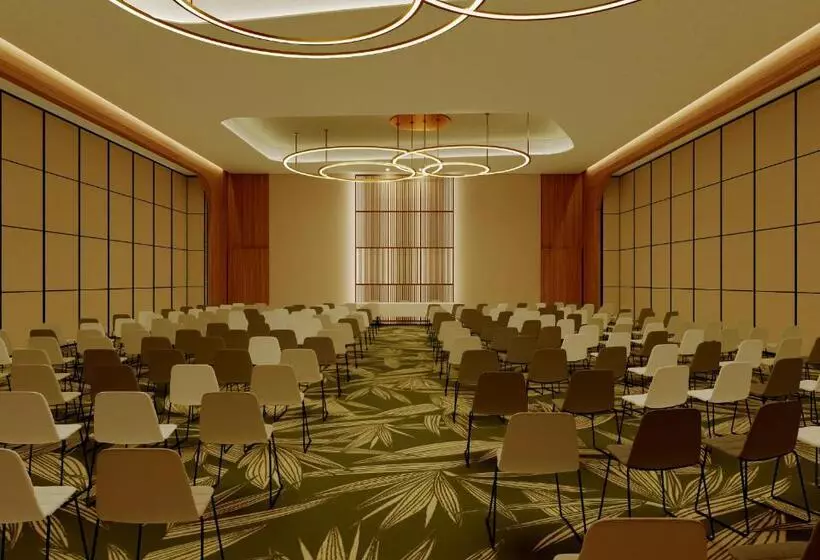 Secrets Playa Esmeralda Resort & Spa