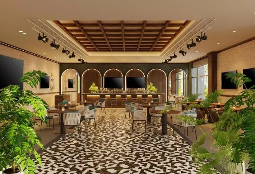 Secrets Playa Esmeralda Resort & Spa